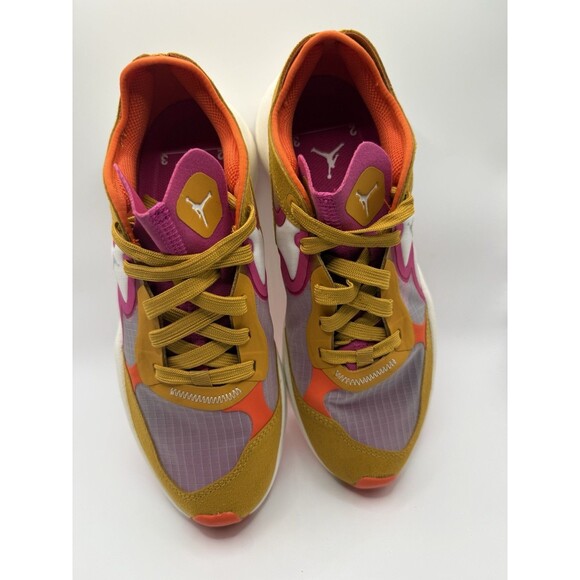 NWT WMNS Jordan Delta 3 Low 6.5 Vibrant Colors With Box - Picture 3 of 7